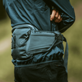 Cyklistická ľadvinka Thule Rail Hip Pack 0L Dark Blue