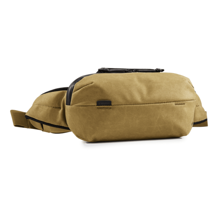 Thule Aion sling bag Nutria Brown
